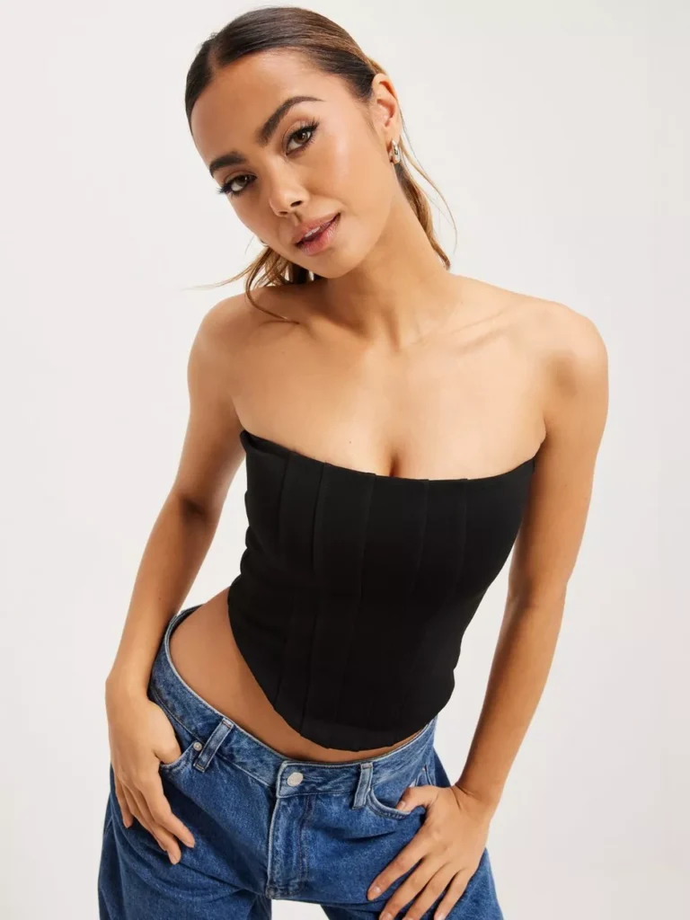 Nelly - Crop tops - Sort - Jersey Corset Top - Topper & t-shirts